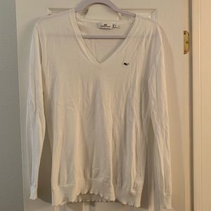 Vineyard Vines v-neck sweater